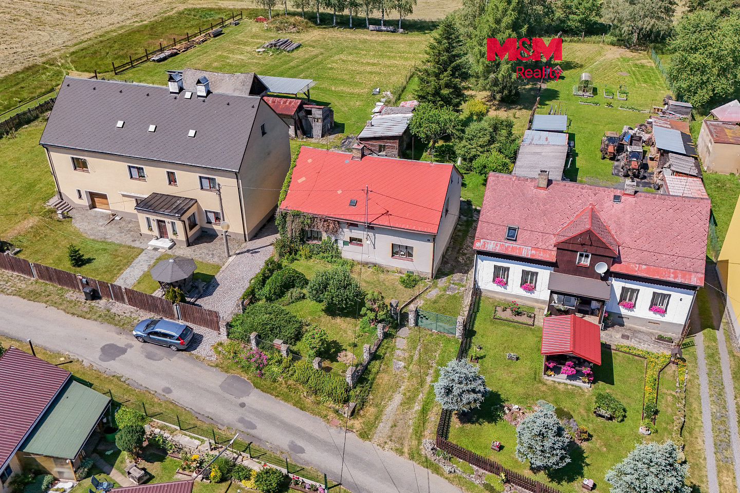 Prodej domu 180 m² s pozemkem 1 573 m²