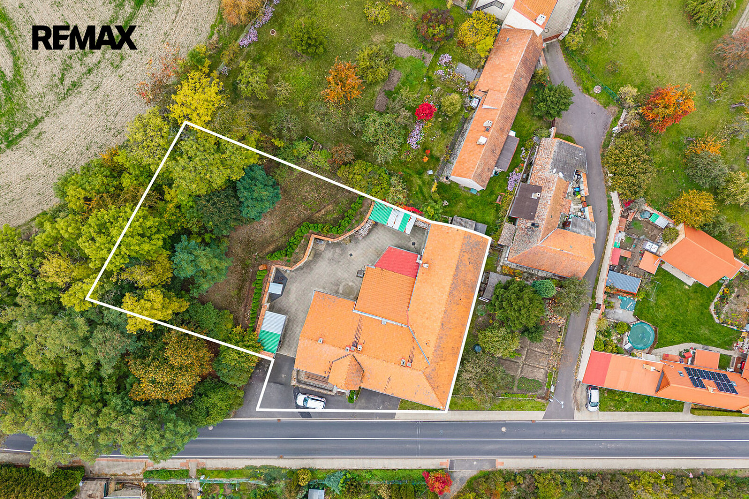 Prodej nájemního domu, činžáku 670 m² – fotografie 3
