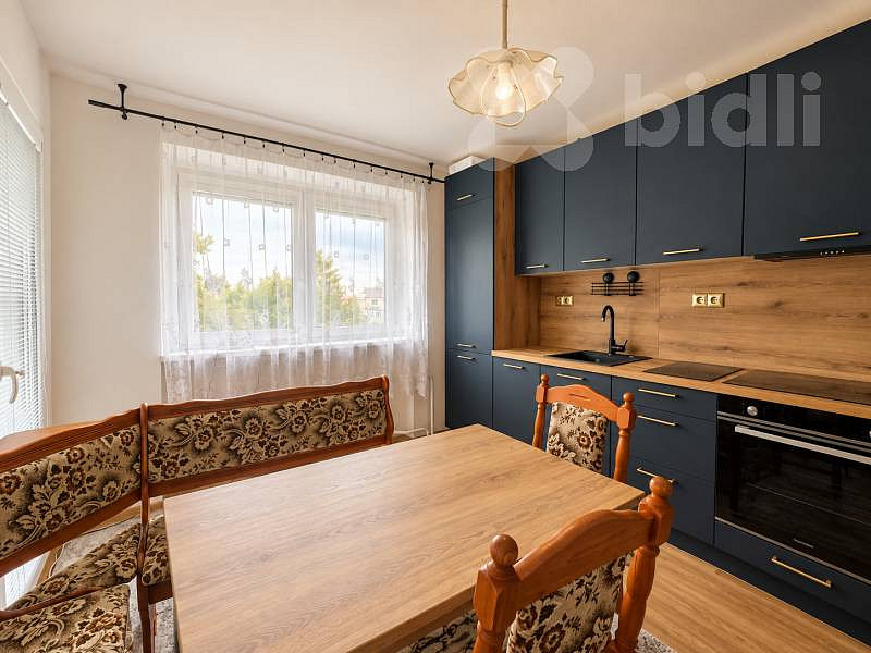 Pronájem bytu 2+1 78 m² – fotografie 3