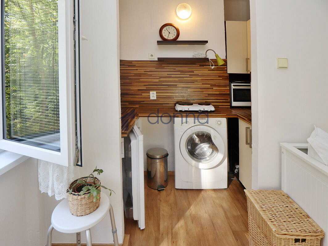 Pronájem bytu 1+kk 23 m² – fotografie 4
