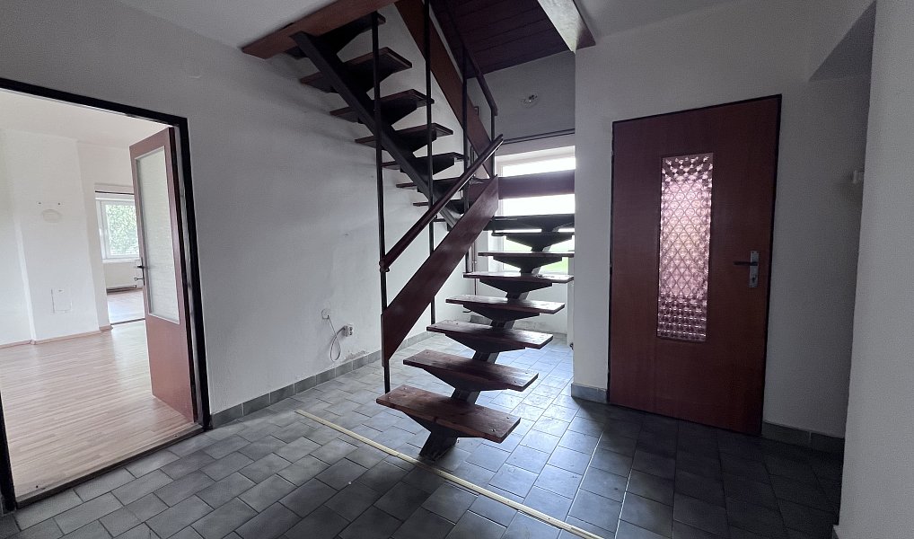 Prodej domu 281 m² s pozemkem 502 m², Troubelice – náhled fotky 13