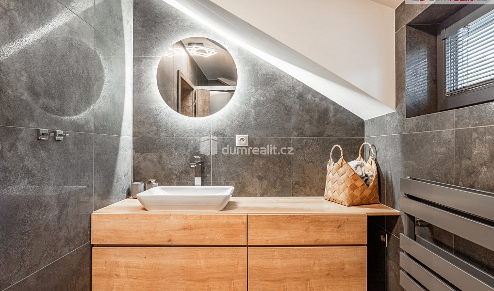 Prodej domu 184 m² s pozemkem 672 m², Dolní Morava – náhled fotky 19