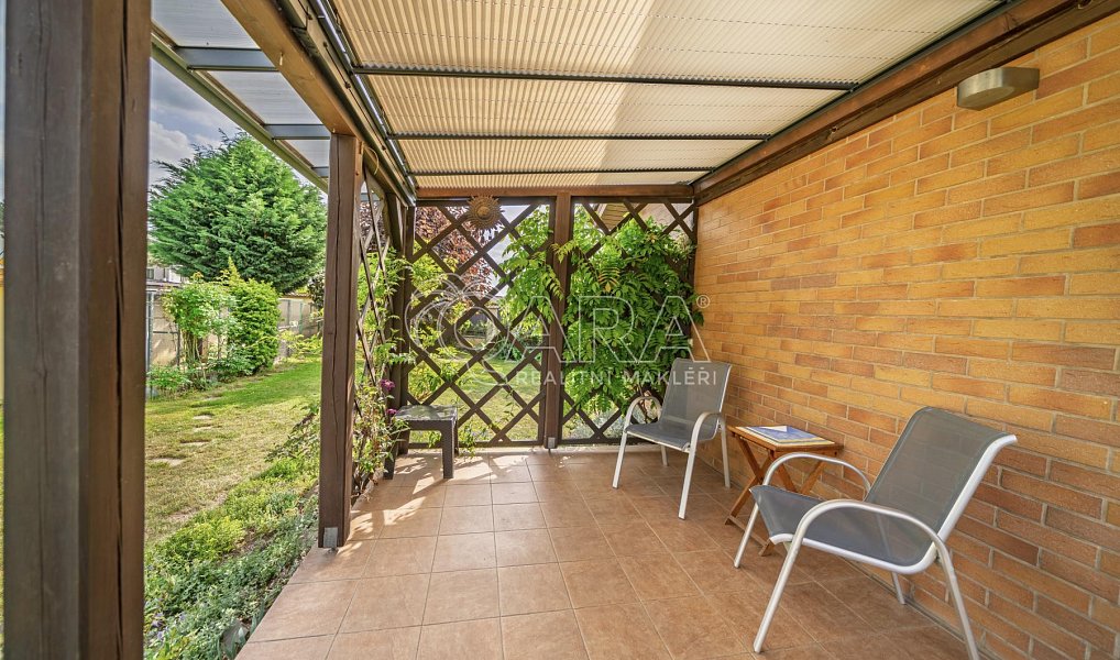 Prodej domu 384 m² s pozemkem 1 835 m², Týnec nad Labem – náhled fotky 14