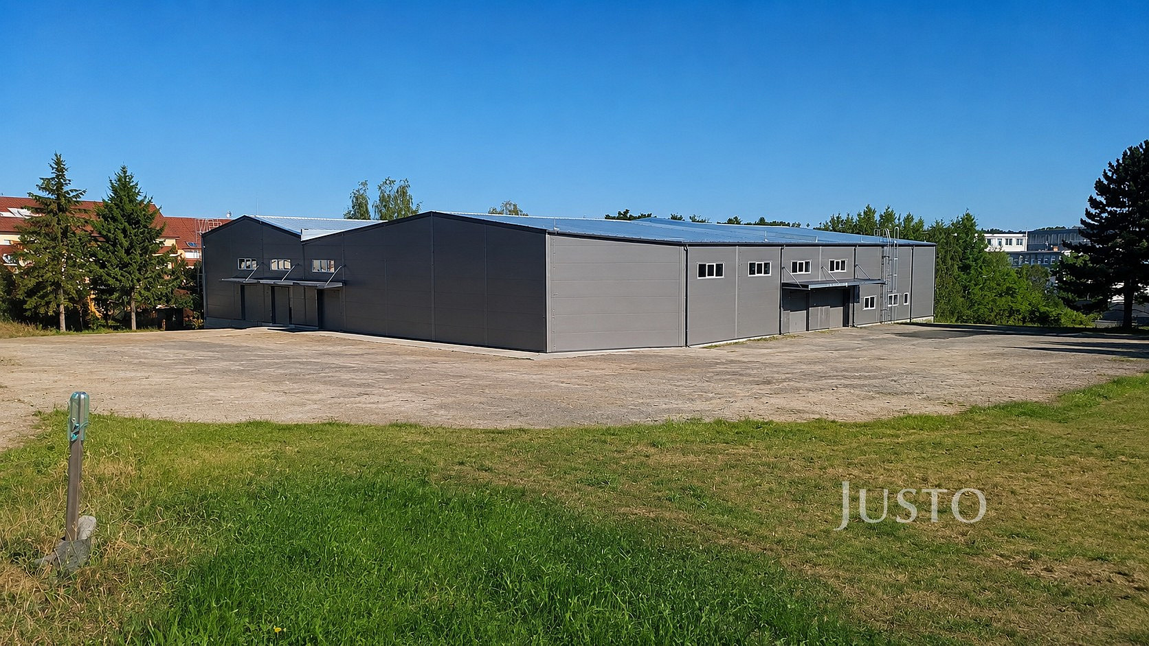Pronájem výrobních prostor 738 m²