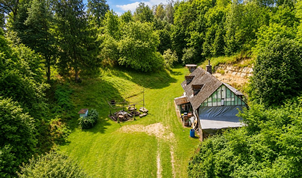 Prodej domu 192 m² s pozemkem 2 235 m², Jablonné v Podještědí – náhled fotky 2
