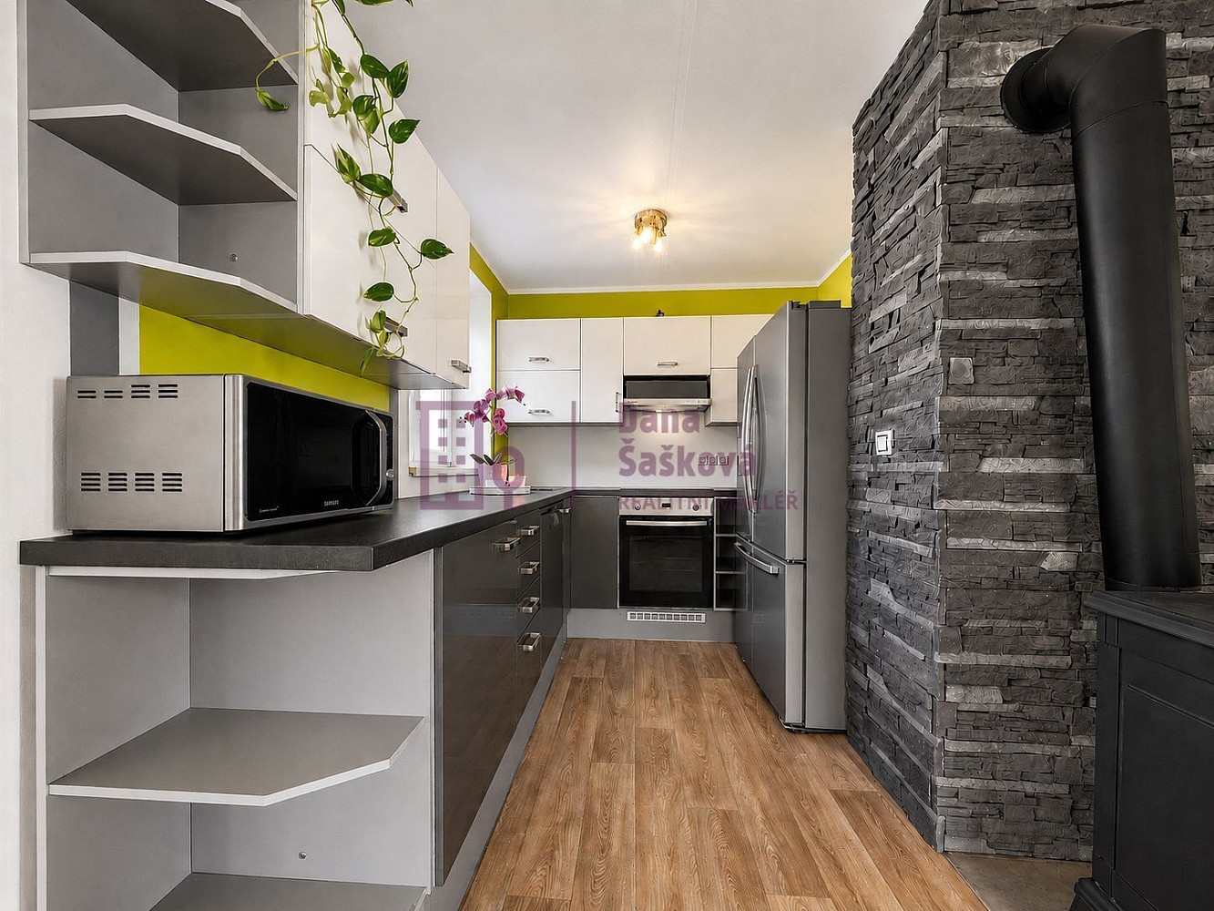 Prodej domu 230 m² s pozemkem 1 072 m² – fotografie 3