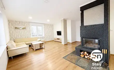 Pronájem domu 185 m² s pozemkem 640 m², Zaječí, Praha 5 - Jinonice