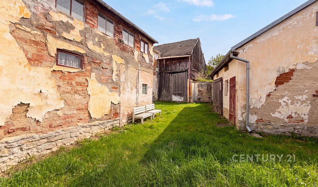 Prodej domu 180 m² s pozemkem 381 m², Oslnovice – náhled fotky 16
