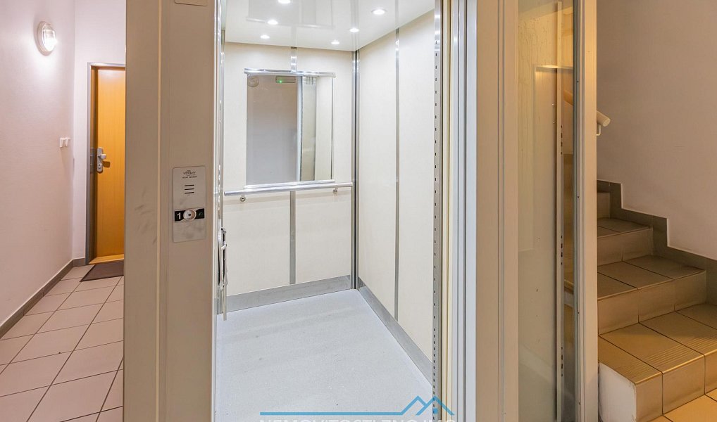 Prodej bytu 4+kk 89 m², Znojmo – náhled fotky 21