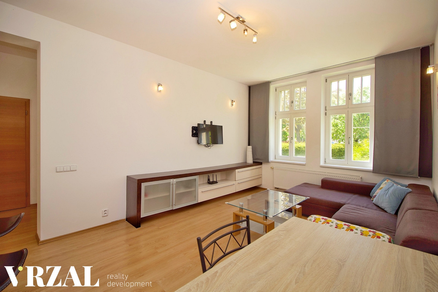 Pronájem bytu 3+kk 79 m² — photo 4