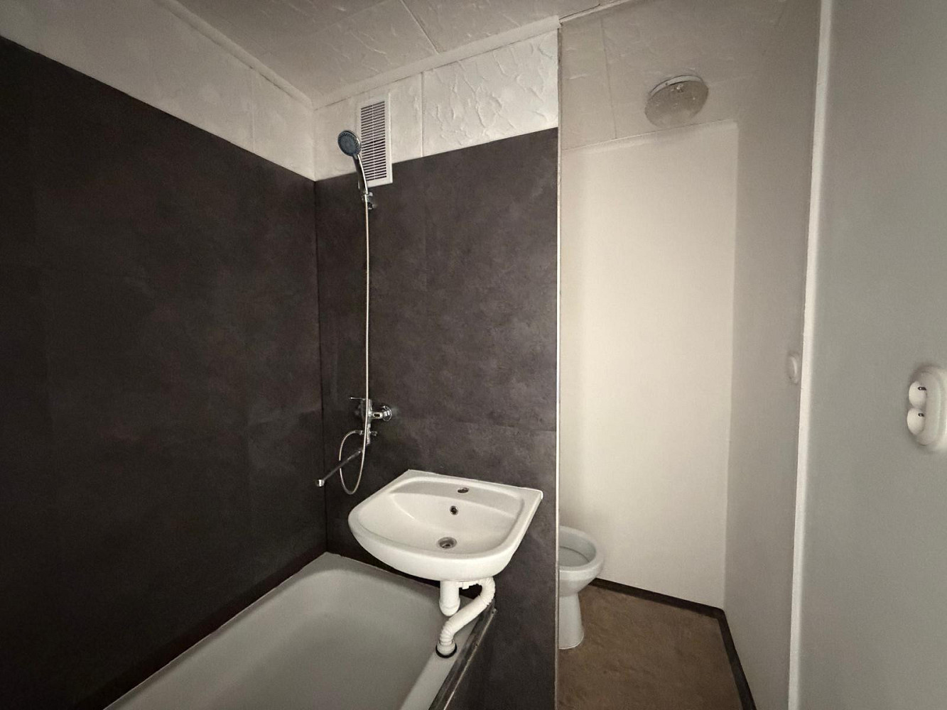 Pronájem bytu 1+1 35 m² – fotografie 5