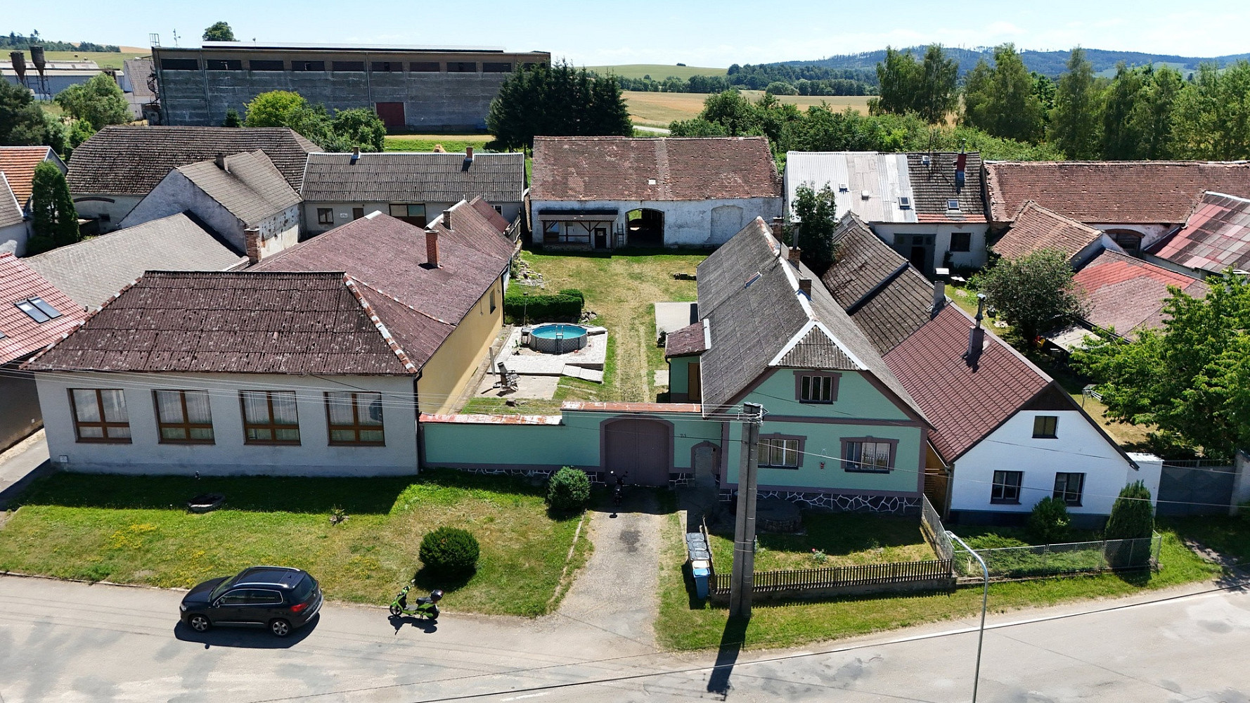 Prodej domu 255 m² s pozemkem 2 214 m² — photo 4