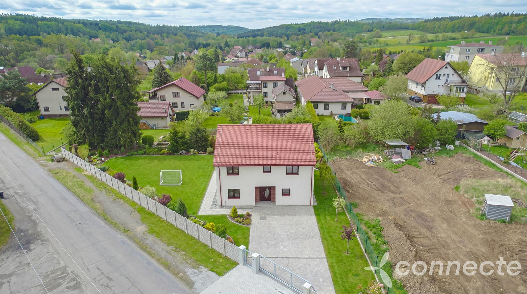 Prodej domu 161 m² s pozemkem 1 087 m² – fotografie 5