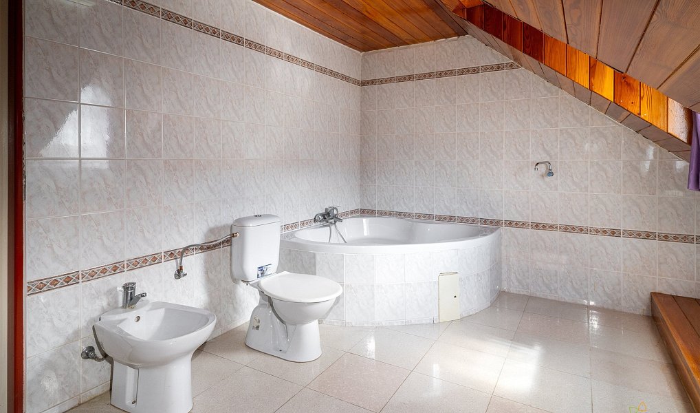 Prodej domu 206 m² s pozemkem 675 m², Třebechovice pod Orebem – náhled fotky 14