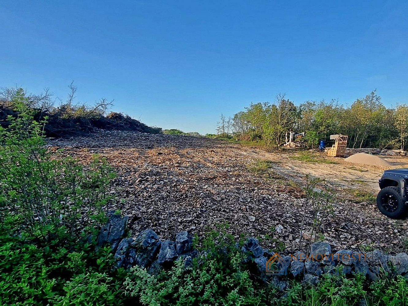 Prodej stavebního pozemku 1 100 m² - Vista 4