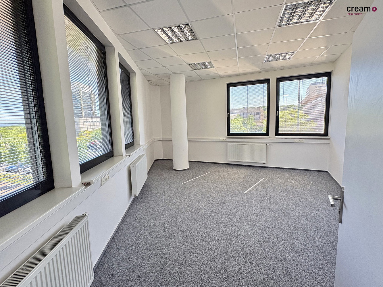 Pronájem kanceláře 72 m² – fotografie 5