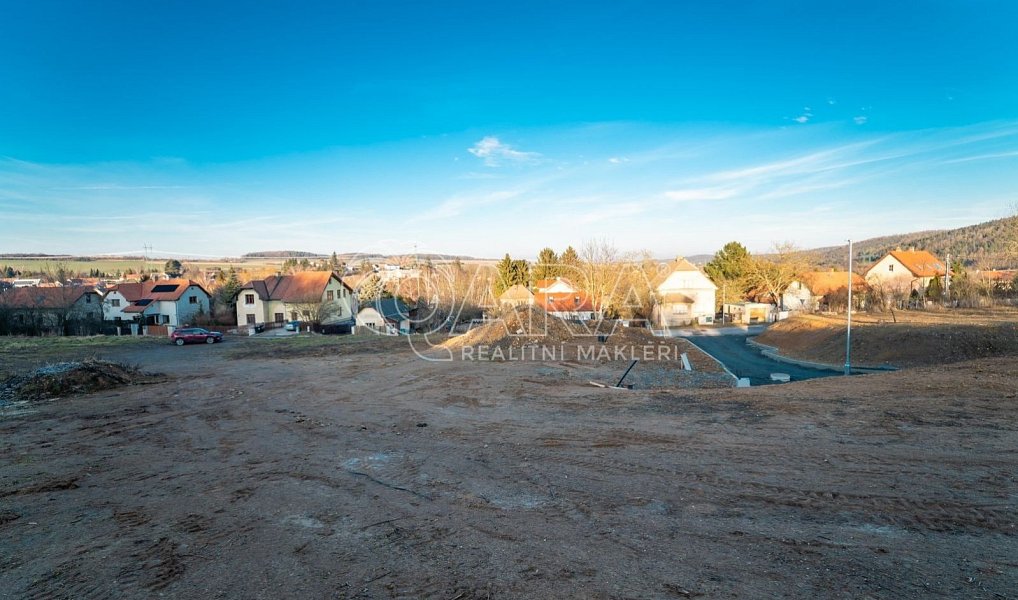 Prodej stavebního pozemku 959 m², Čisovice – náhled fotky 2