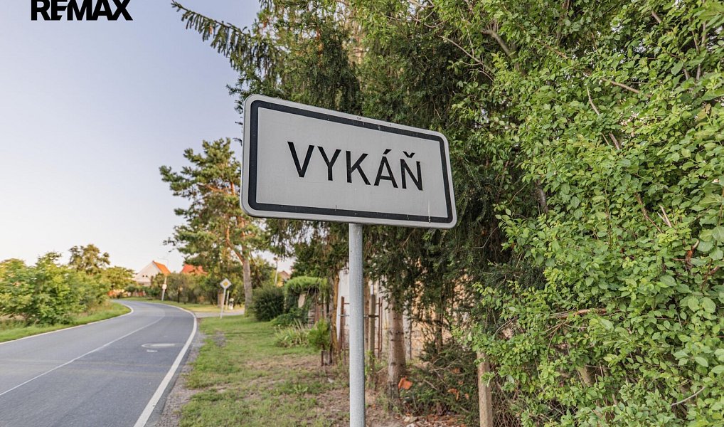 Prodej stavebního pozemku 1 295 m², Vykáň – náhled fotky 12