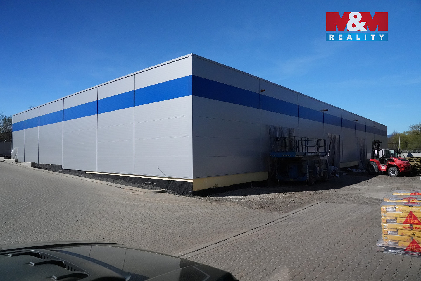Pronájem skladovacích prostor 2 100 m² – fotografie 2