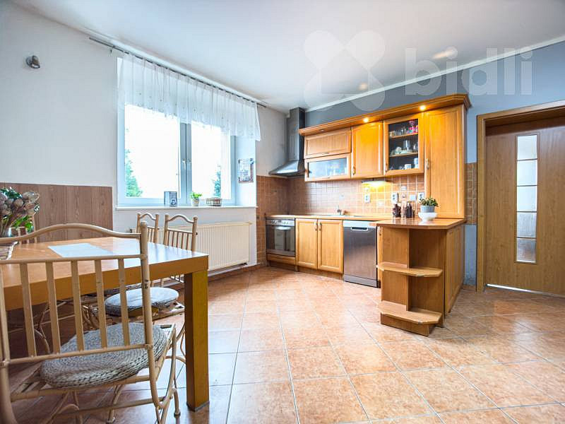 Prodej domu 115 m² s pozemkem 1 042 m² – fotografie 2