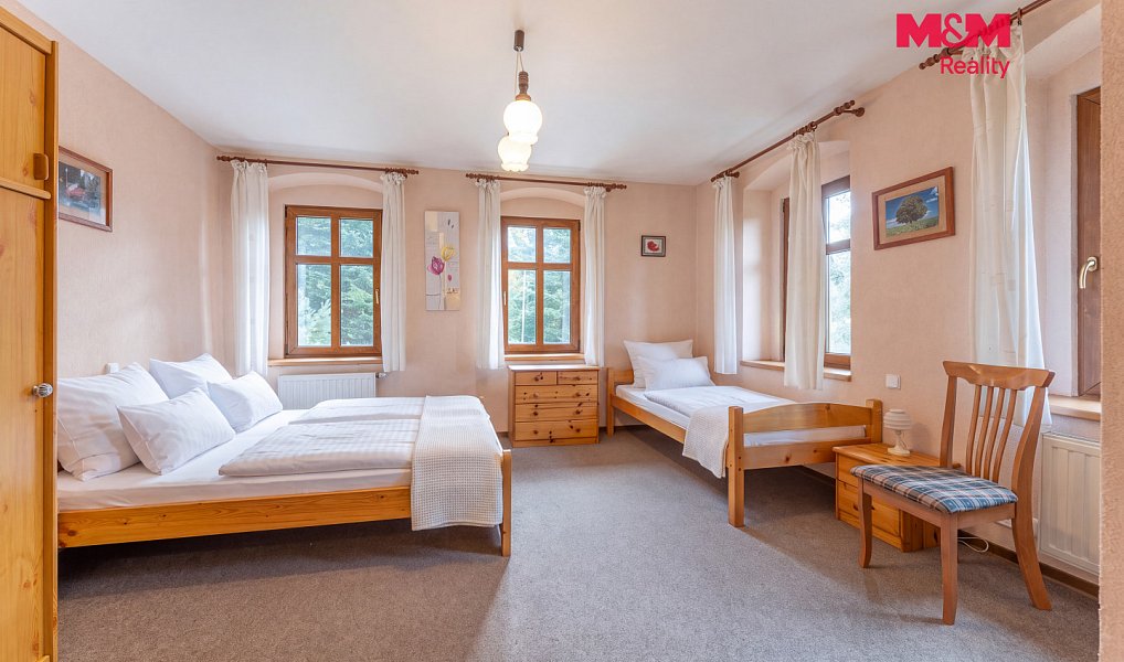 Prodej domu 270 m² s pozemkem 992 m², Loučná pod Klínovcem – náhled fotky 12