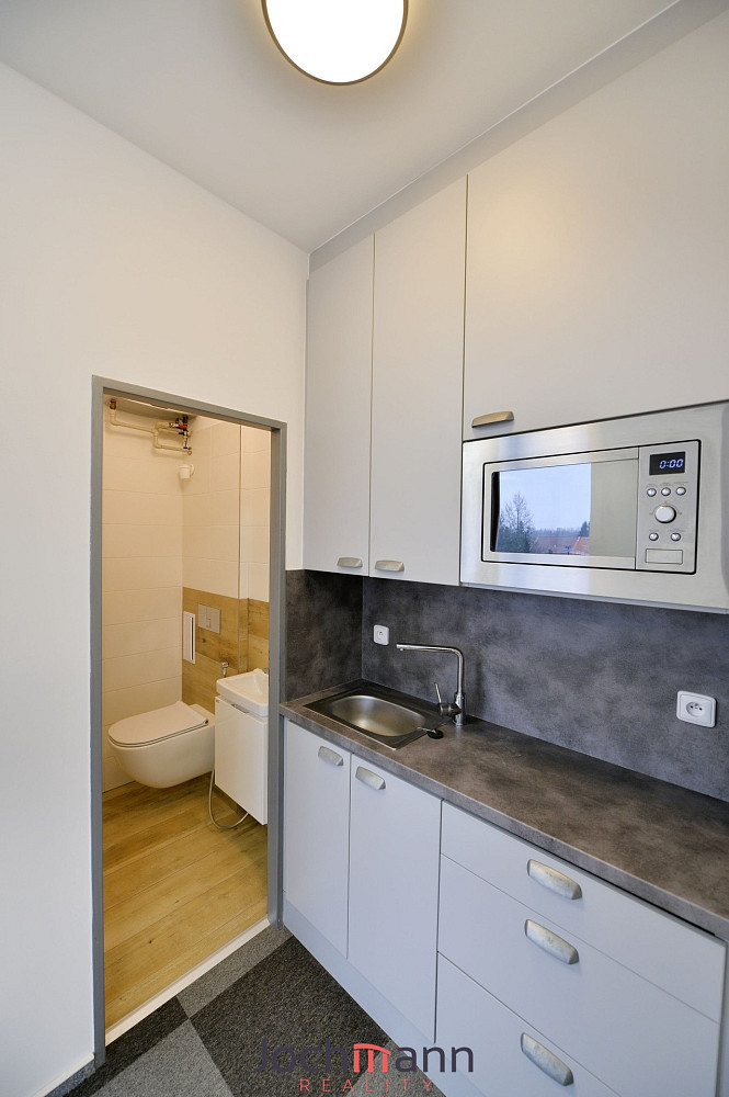 Pronájem kanceláře 32 m² – fotografie 5