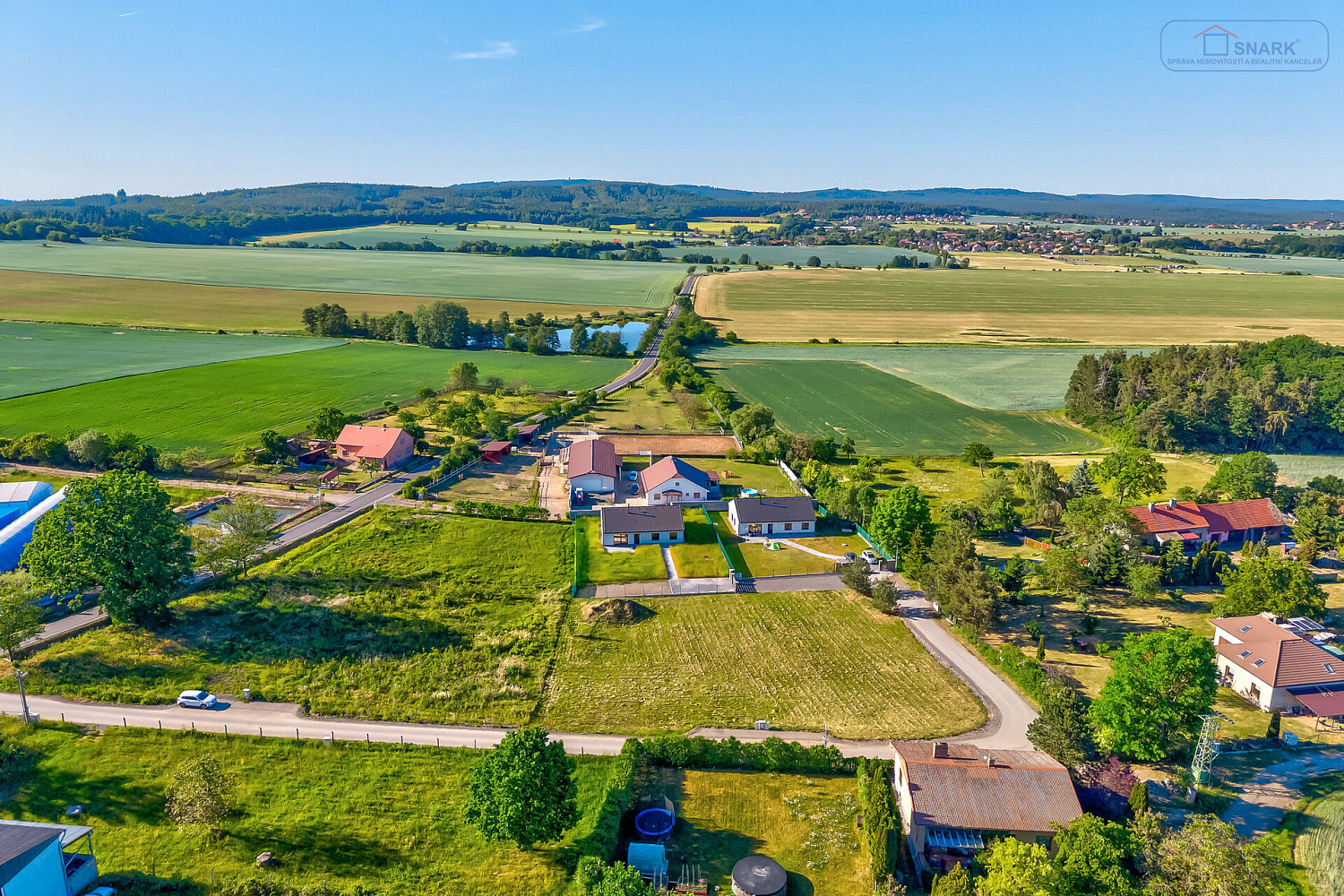 Prodej stavebního pozemku 1 088 m² – fotografie 4