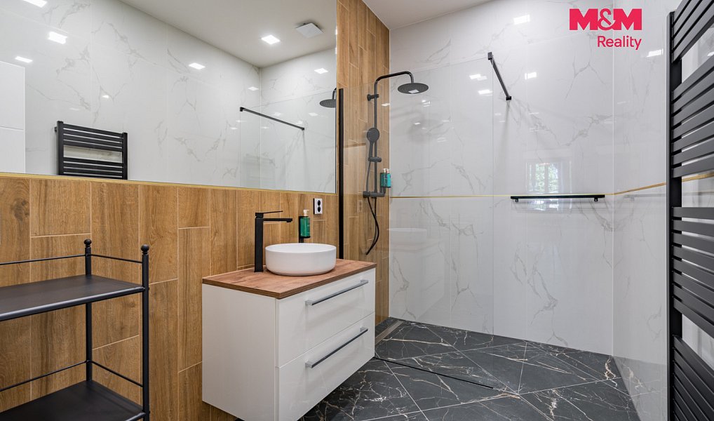 Prodej bytu 2+kk 50 m², Horní Planá – náhled fotky 5