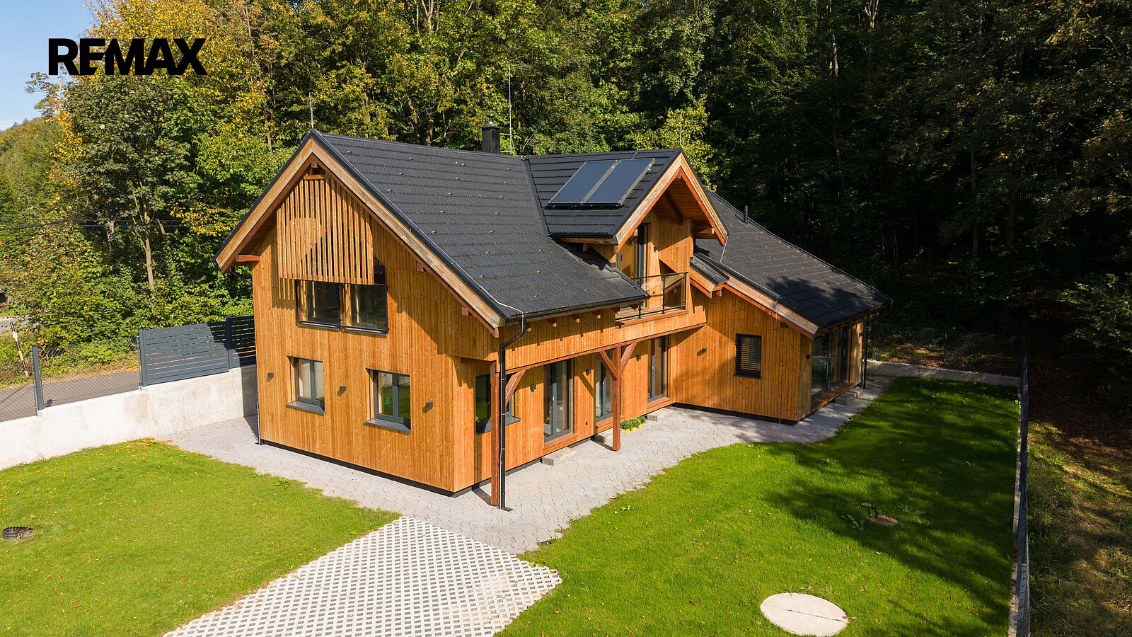 Prodej domu 206 m² s pozemkem 641 m²