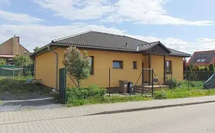 Dražba domu 107 m² s pozemkem 552 m², Postřižín
