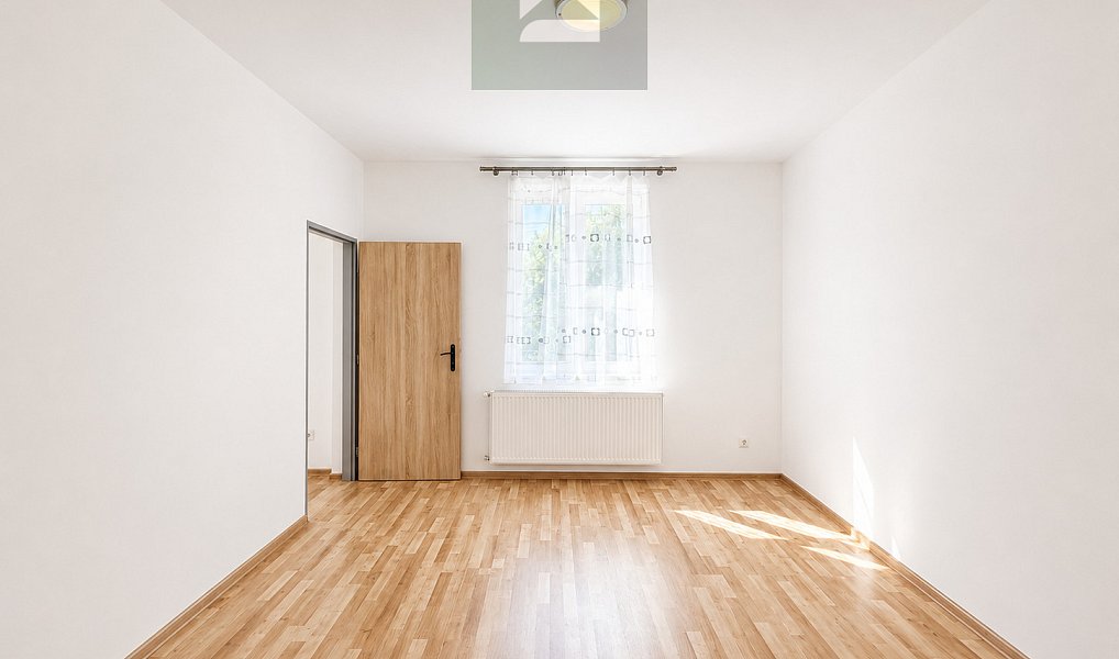 Prodej domu 200 m² s pozemkem 296 m², Plzeň – náhled fotky 23