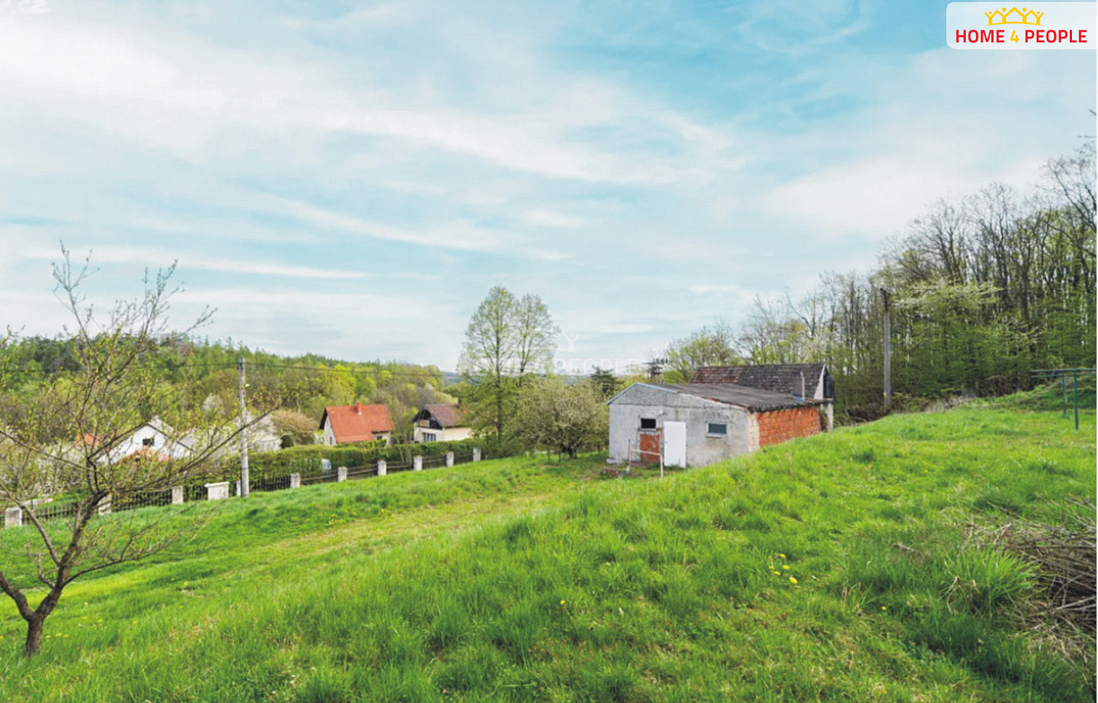 Prodej stavebního pozemku 1 675 m² — photo 3