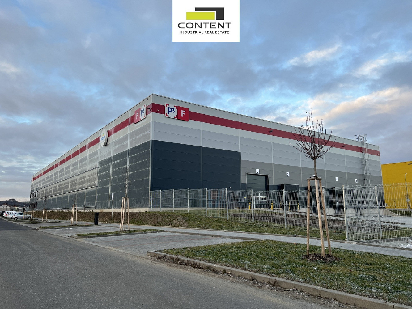 Pronájem skladovacích prostor 4 439 m² – fotografie 4