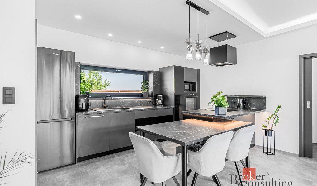 Prodej domu 137 m² s pozemkem 847 m², Rokycany – náhled fotky 17