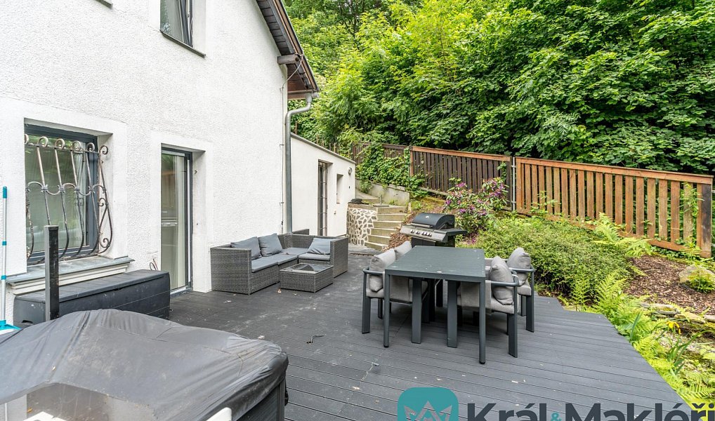 Prodej domu 266 m² s pozemkem 1 373 m², Chuderov – náhled fotky 19
