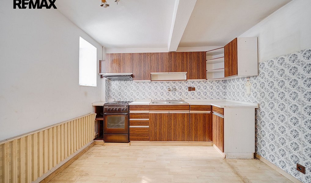 Prodej domu 100 m² s pozemkem 74 m², Praha – náhled fotky 2
