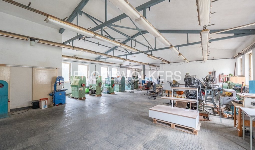 Pronájem výrobních prostor 380 m², Jablonec nad Nisou – náhled fotky 2