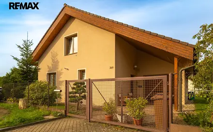 Prodej domu 155 m² s pozemkem 614 m², Jiráskova, Rybitví, okres Pardubice