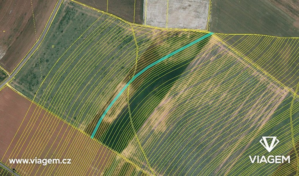 Prodej pole 2 403 m², Kuchařovice – náhled fotky 5