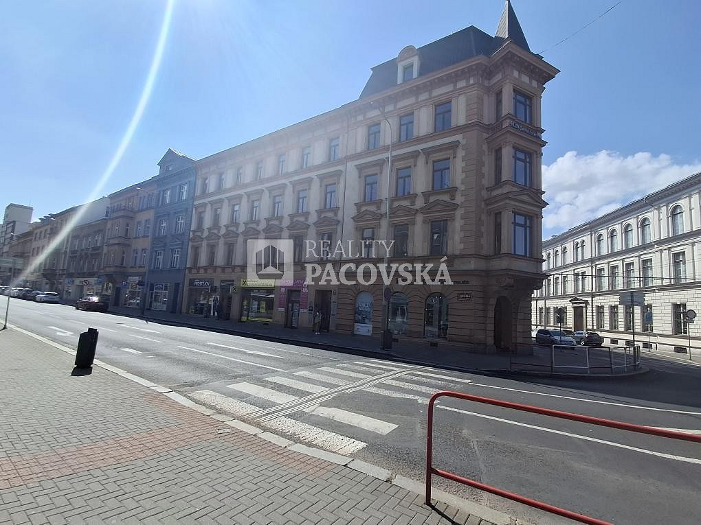 Pronájem kanceláře 118 m²