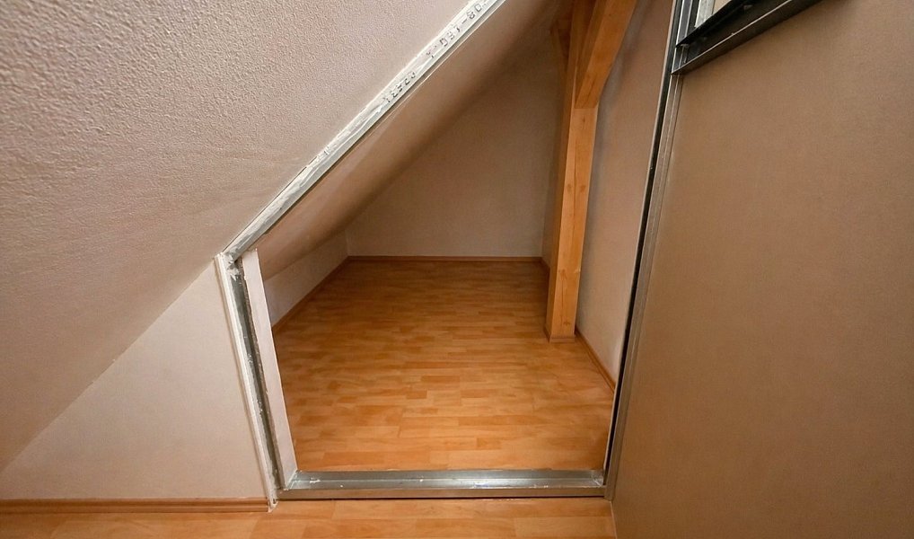 Prodej domu 200 m² s pozemkem 1 203 m², Kly – náhled fotky 27