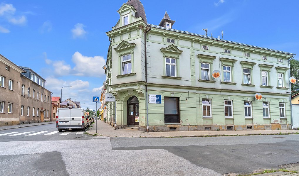 Pronájem bytu 1+kk 37 m², Trutnov – náhled fotky 11