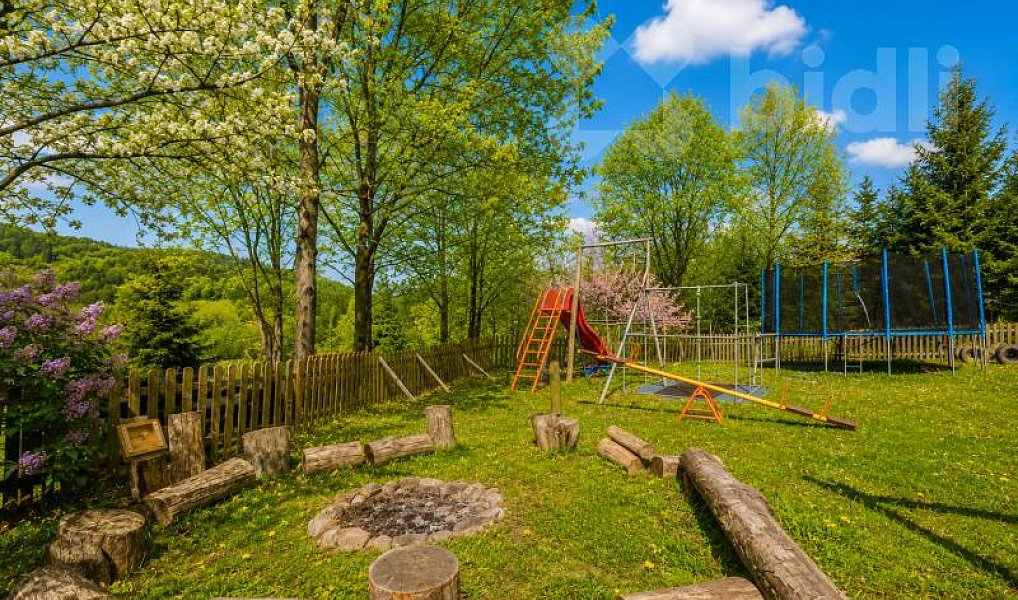 Prodej ubytovacího objektu 860 m², Chvalčov – náhled fotky 16