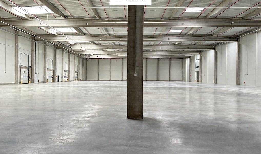 Pronájem výrobních prostor 4 240 m², Praha – náhled fotky 5