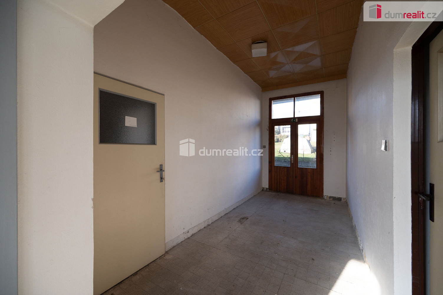 Pronájem výrobních prostor 1 895 m² — photo 2