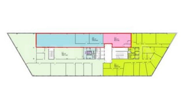 Pronájem kanceláře 400 m² – fotografie 3