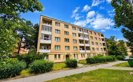 Pronájem bytu 2+1 52 m², Blatenská, Chomutov