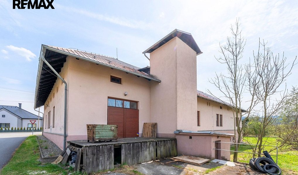 Prodej obchodních prostor 1 080 m², Jablůnka – náhled fotky 9