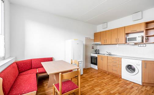 Pronájem bytu 1+1 36 m², Komenského, Plzeň - Bolevec