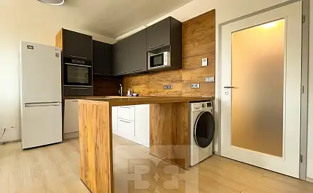 Pronájem bytu 1+kk 33 m²